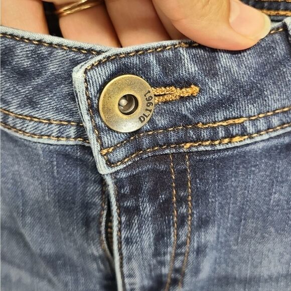 DL1961 Premium Denim Blue Jeans Straight Leg 28 - Picture 3 of 8